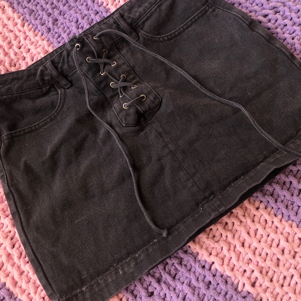 Kendall and Kylie skirt